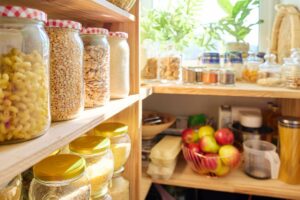 Como Organizar o Armário da Cozinha